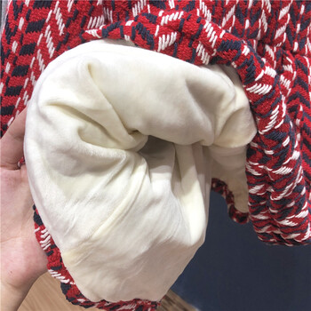 供應(yīng)廣州品牌童裝幾米的七天秋冬系列裝品牌折扣批發(fā)