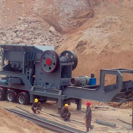 山东潍坊履带移动式制砂机应用在不同领域