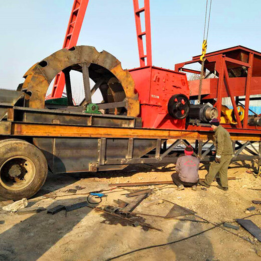 移动式鹅卵石制砂机视频，浙江温州轮胎式移动破碎设备