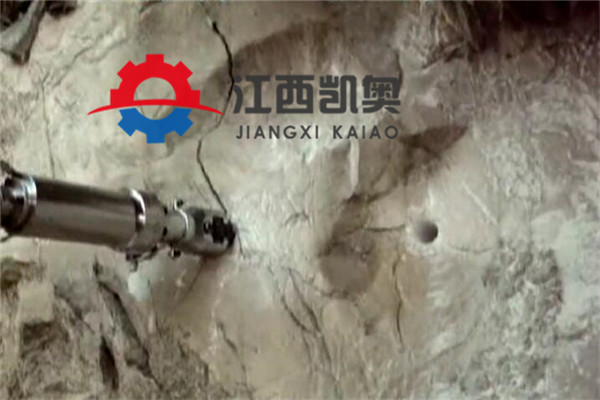 怀化鹤城劈裂机的液压机价格_柱式液压劈裂机全景视频