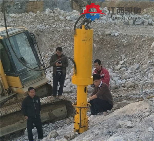 怀化鹤城劈裂机的液压机价格_柱式液压劈裂机全景视频