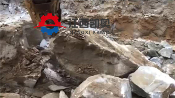 郑州惠济隧洞岩石分裂机