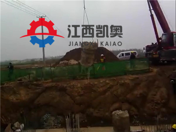 岩石破碎机劈裂机蚌埠劈裂机德州英特机在高速公路中的应用