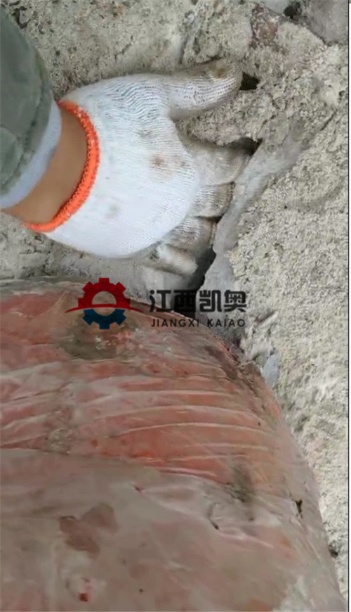 隧道胀裂器修高速公路坚硬岩石头分石器挖地基劈石机盐城