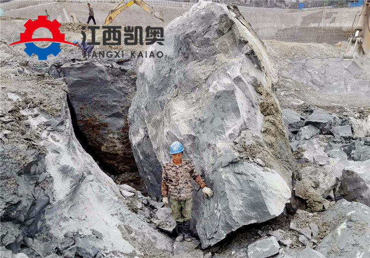 岩石分裂机青石不能爆破开采株洲岩石分裂机日本
