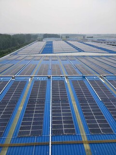 70KW太阳能光伏发电系统，70KW工商业电站，光伏新能源发电图片1