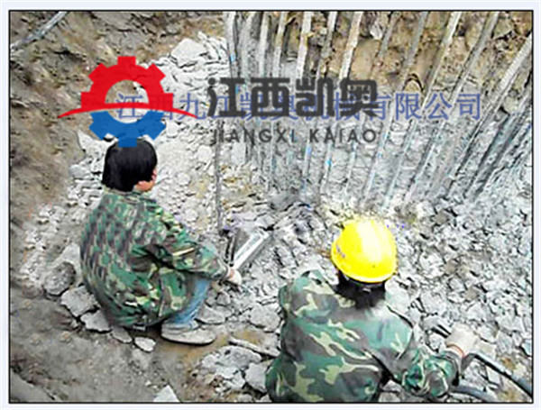 岩石劈裂机原理和结构_矿业劈裂机供应商江苏泰州