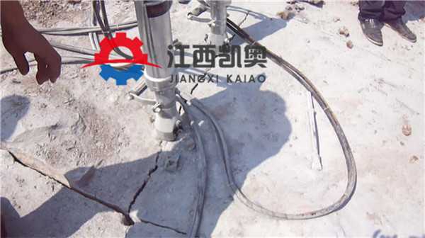 机械液压劈裂机隧道便携式岩石破裂机石头设备沧州
