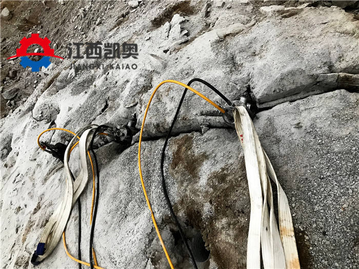 岩石分裂器视频扬州