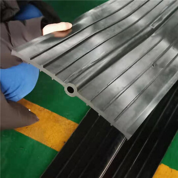 橡膠止水帶每米重量影響止水帶重量的主要因素