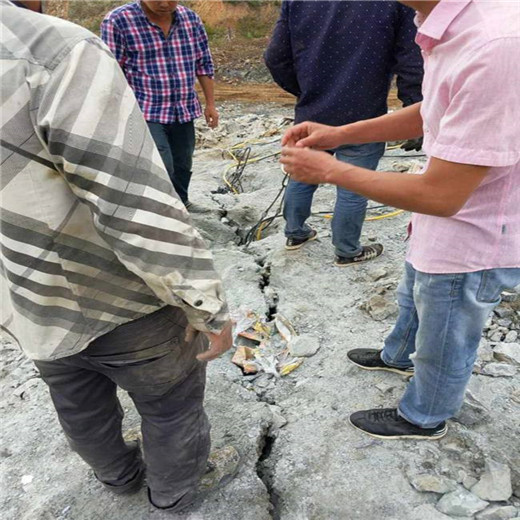 马鞍山雨山区城建基础岩石机生产厂家新闻