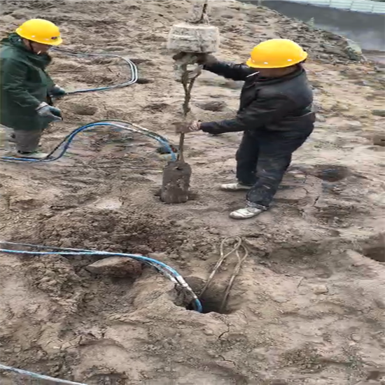 湖北咸宁地下室开挖扩建破除岩石混凝土的设备哪里有卖