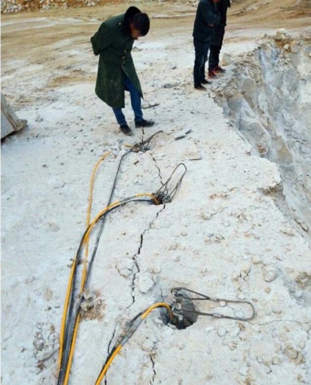 江西赣采石场不能爆破设备岩石液压分裂机劈裂棒-良心企业