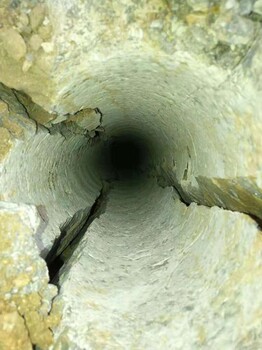 郴州快速分裂硬石頭機器巖石劈裂機-一套價格