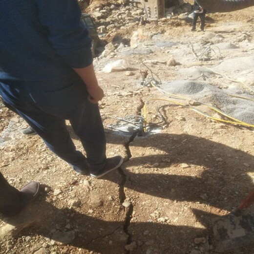 徐州房地产地基开挖破碎石头设备-厂家