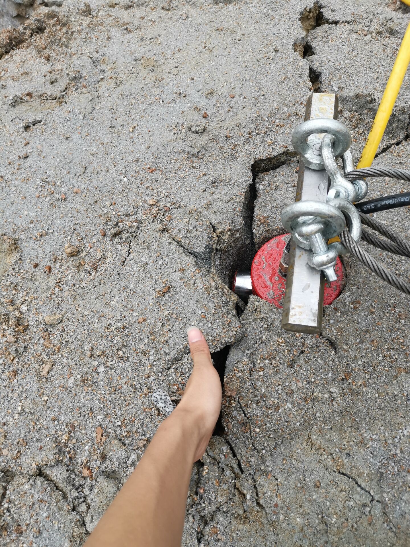 代替爆破破碎石頭取代爆破機(jī)械普洱