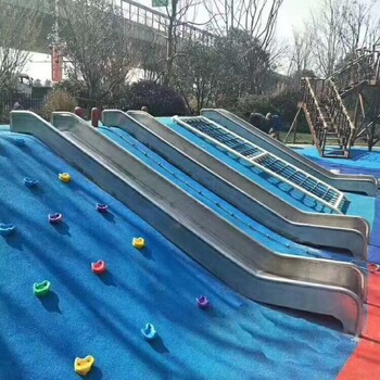 云霞游乐设备制作厂批发儿童户外滑梯攀岩