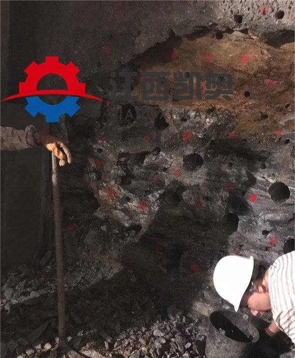 岩石分裂机图片日喀则亚东_道路扩宽劈裂机遇到硬石头怎么破拆