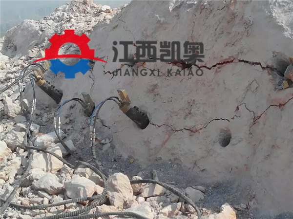 小型岩石劈裂机价格混凝土拆除挖掘机炸裂机自贡