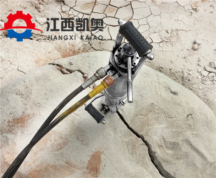 液压驱动岩石劈裂机手动液压劈裂机供货厂家电话江苏扬州