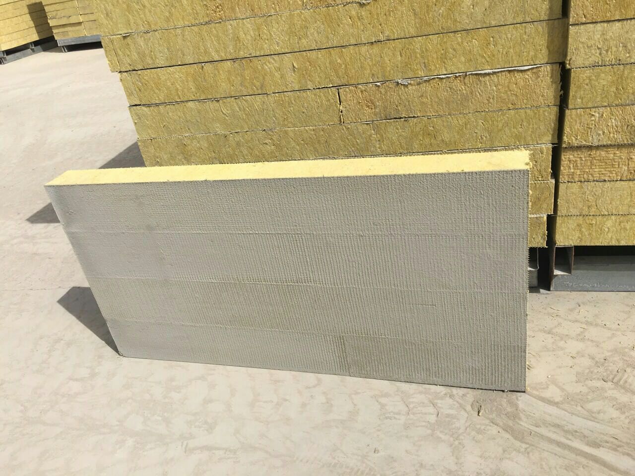 达州模箱式匀质板生产线岩棉双面复合砂浆生产线设备