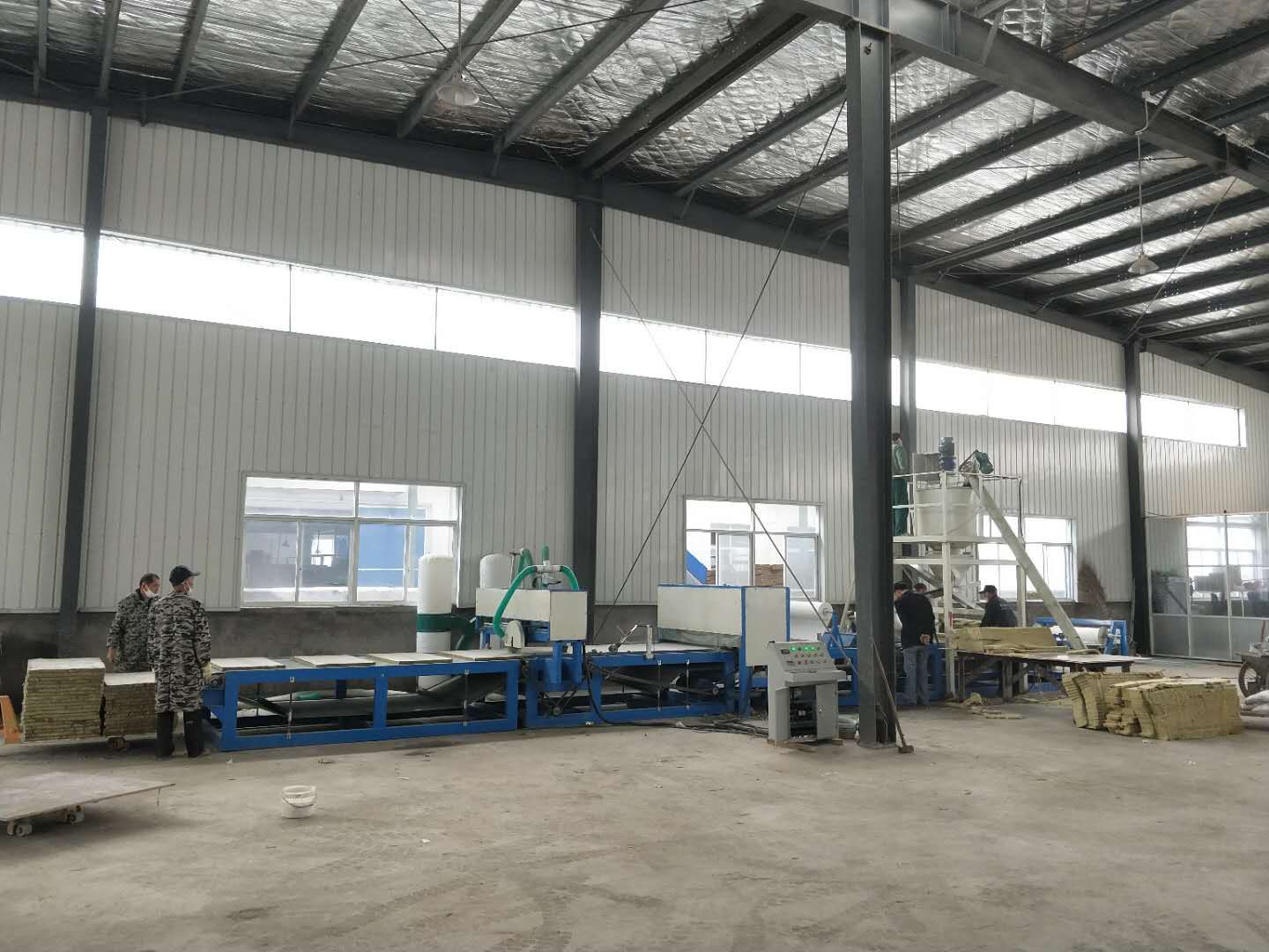 台南水泥匀质板设备岩棉复合板生产线价格