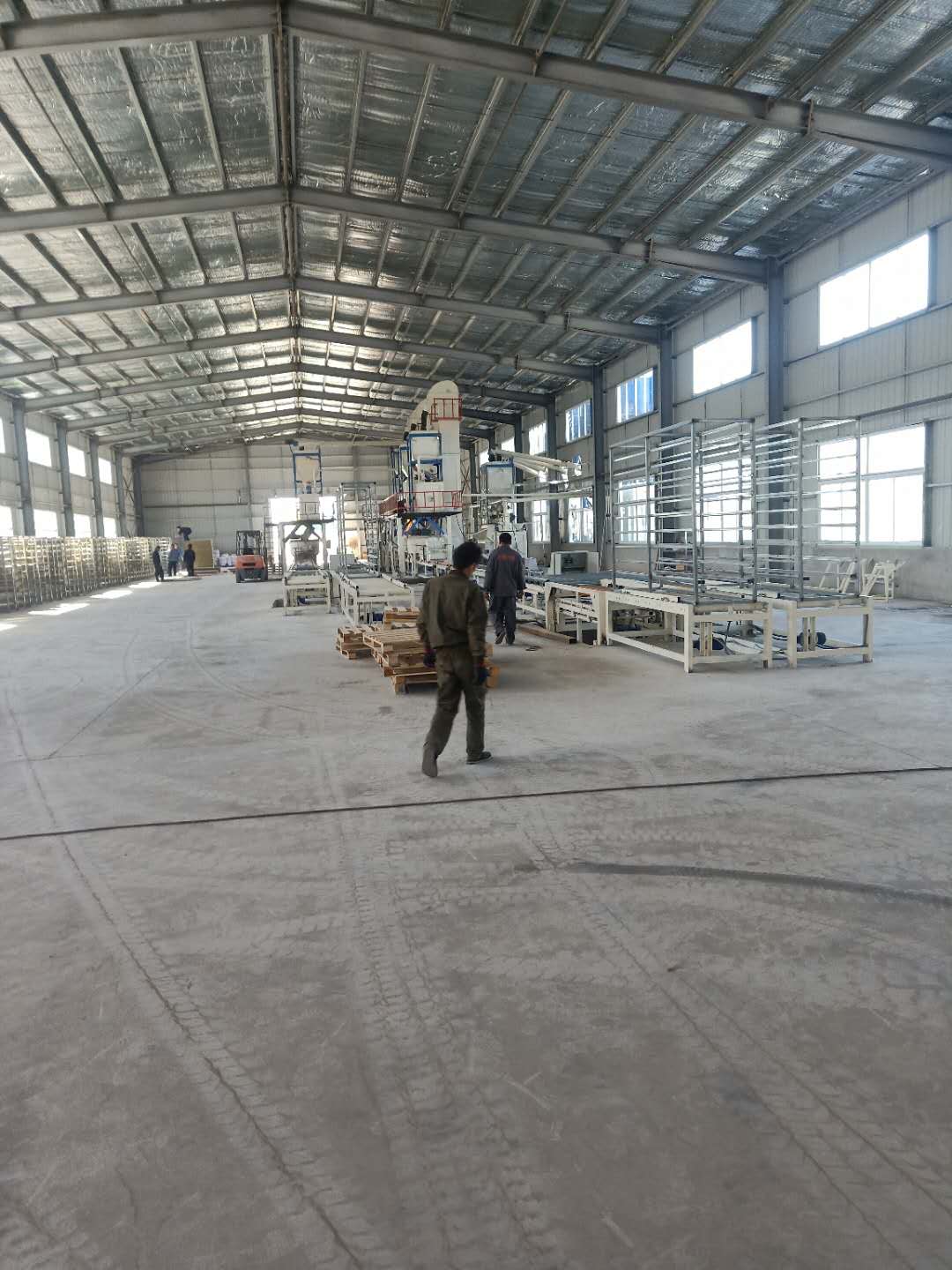 泸州匀质板保温设备水泥砂浆岩棉复合板设备生产线