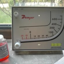 红油表D700方形红油微压差压计图片