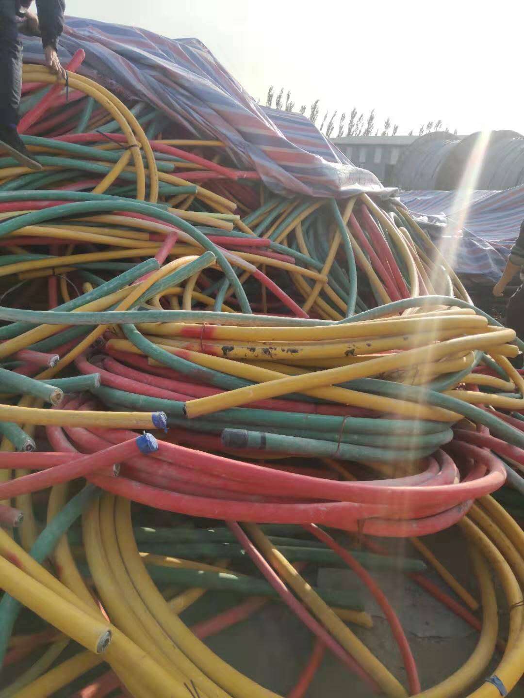 电缆拆除回收厂家—收购公司