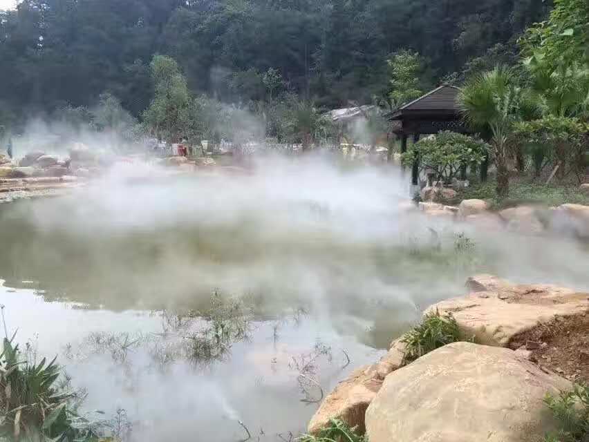 乐山旅游景区人工造雾