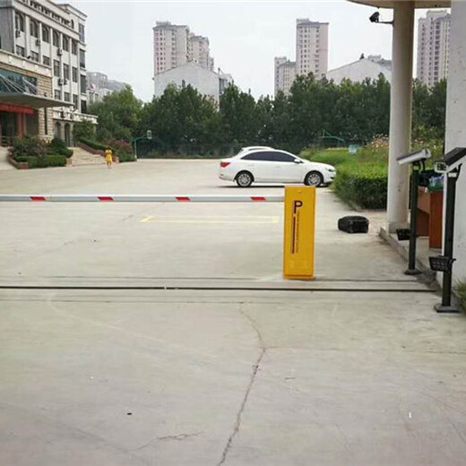 潍坊青州智能道闸防跟车