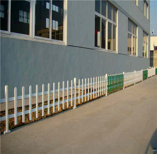 石台pvc塑钢围墙护栏生产制作欢迎下