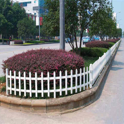 芜湖市鸠江区篱笆花园围栏庭院装饰护栏厂家供应