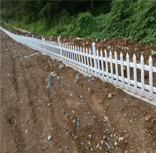 石台pvc塑钢围墙护栏生产制作欢迎下