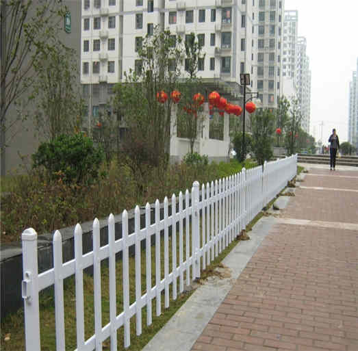 贺州昭平PVC塑钢护栏草坪围栏怎样