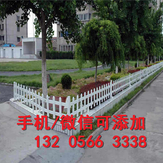 广东珠海金湾区防腐木栅栏户外围栏庭院碳化木护栏供应