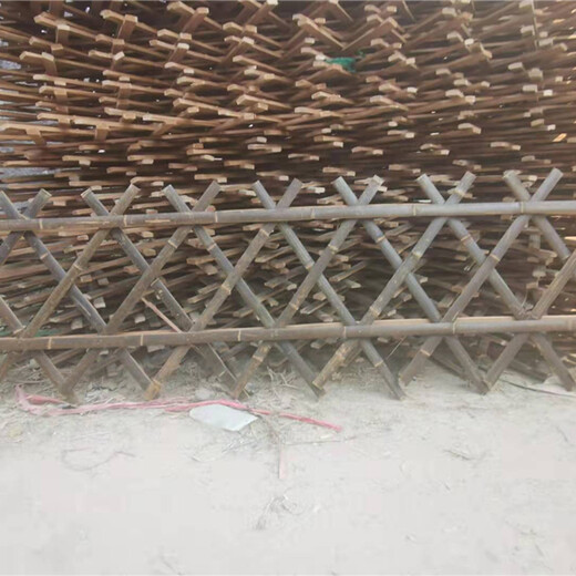 河南郑州竹子围墙碳化木围栏定制竹篱笆竹子护栏