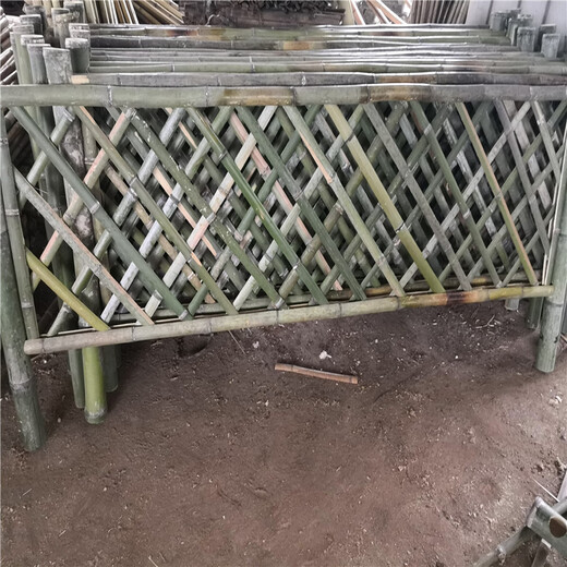 定西篱笆竹伸缩碳化木护栏竹篱笆竹子护栏