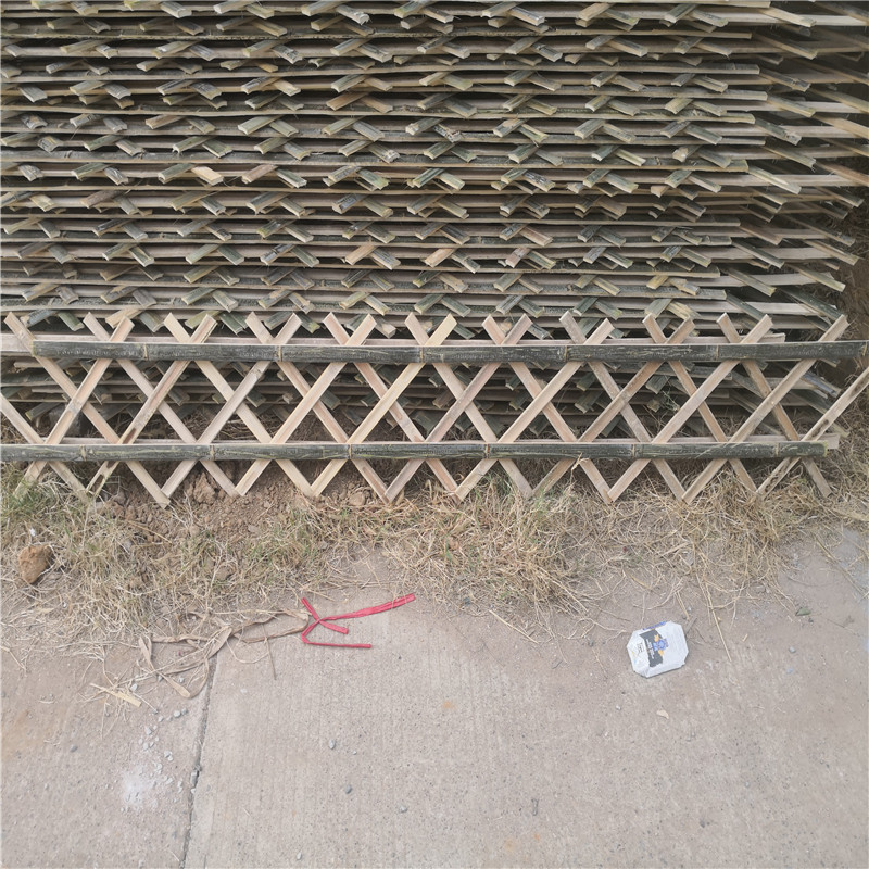 丽江竹竿围栏碳化防腐插地栅栏竹篱笆竹子护栏