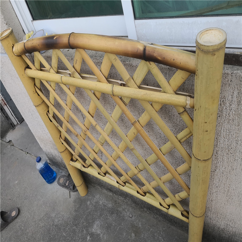 淄博竹篱笆护栏碳化木围栏护栏竹篱笆竹子护栏