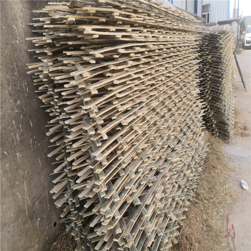 平凉购买竹篱笆实木碳化木栅栏竹篱笆竹子护栏