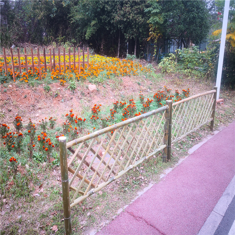 丽江竹拉网公园木围栏竹篱笆竹子护栏