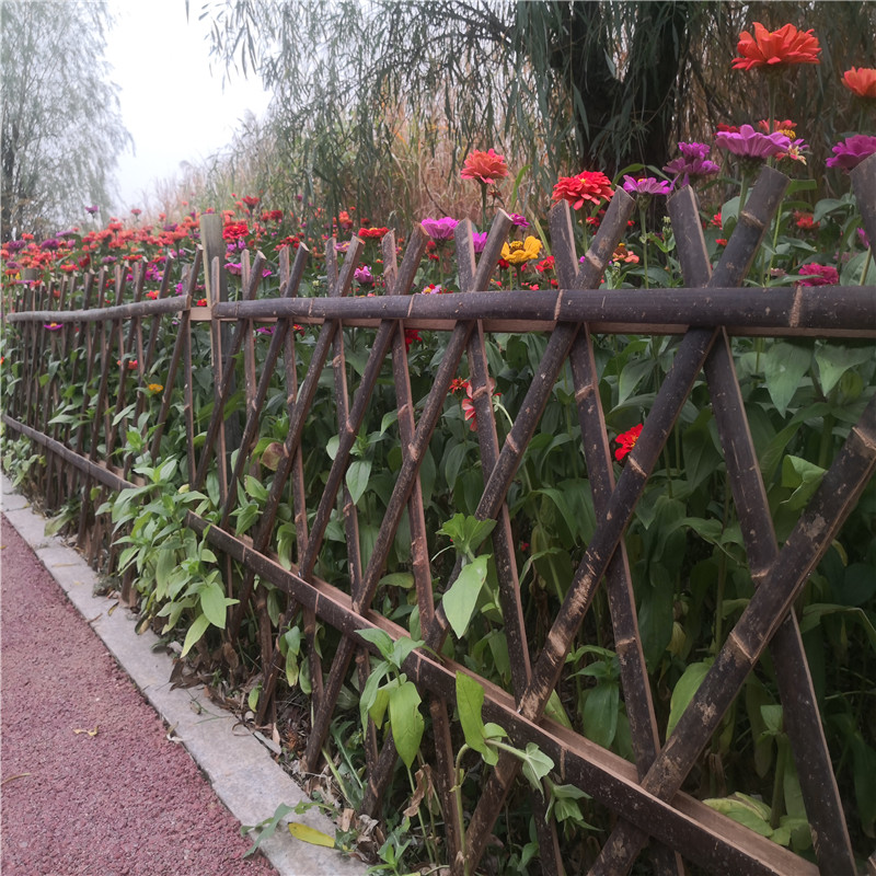赣州花园木栅栏户外花园防腐木竹篱笆竹子护栏
