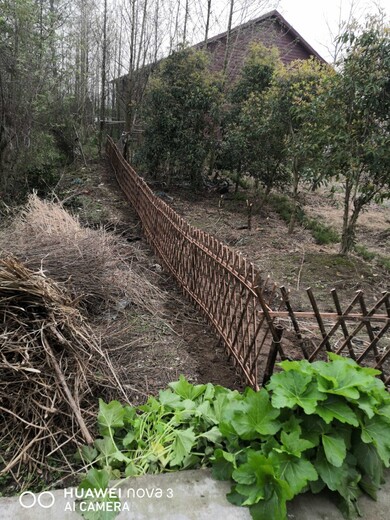 荆州碳化竹护栏批发木栅栏竹篱笆竹子护栏