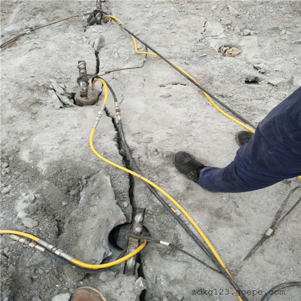 海宁市井下施工掘进岩石分裂机