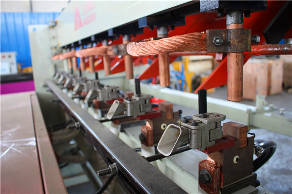 焊网机一次成型自动生产原理