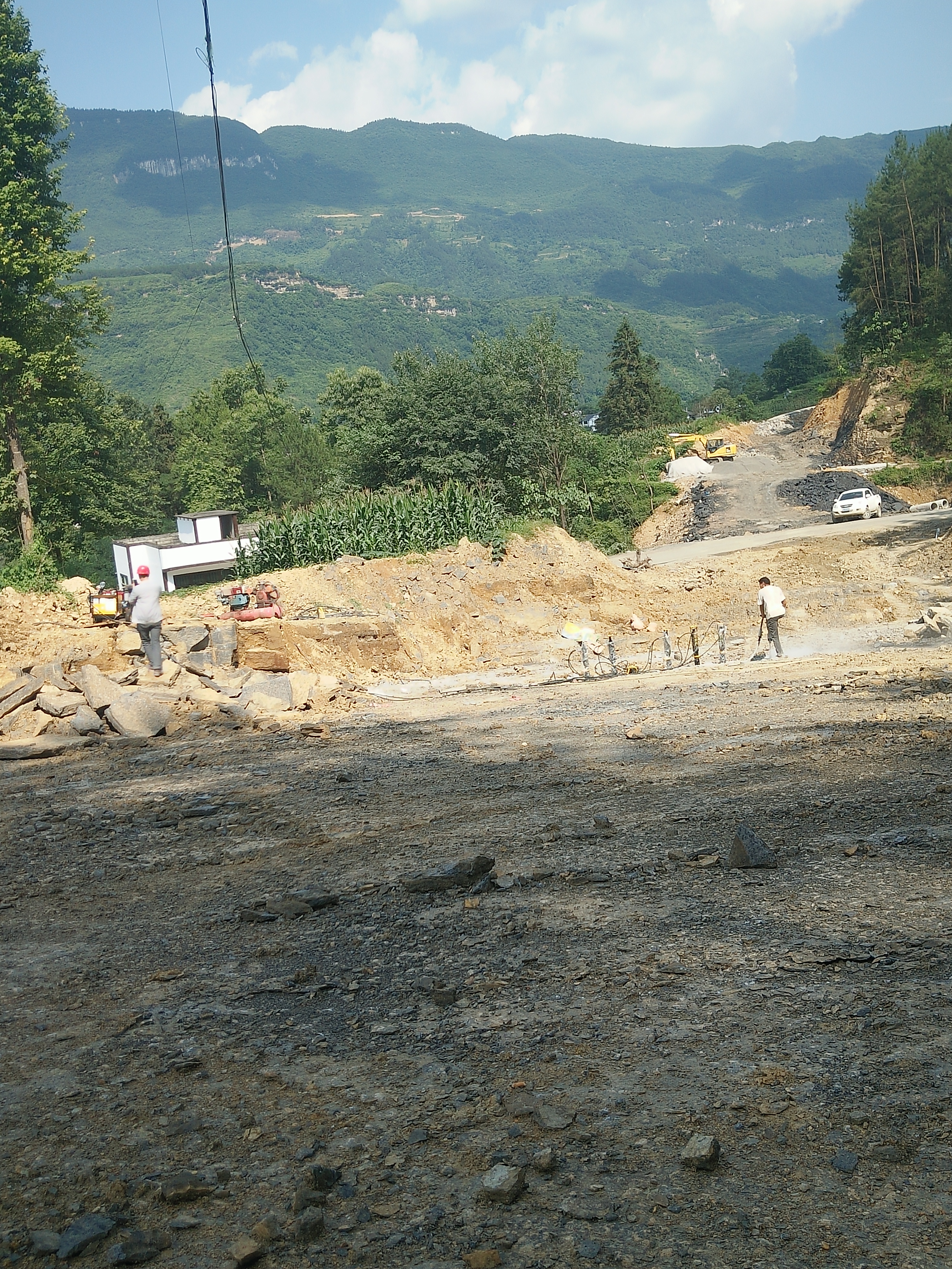 镁石开采替代放炮柱塞式岩石劈裂棒机