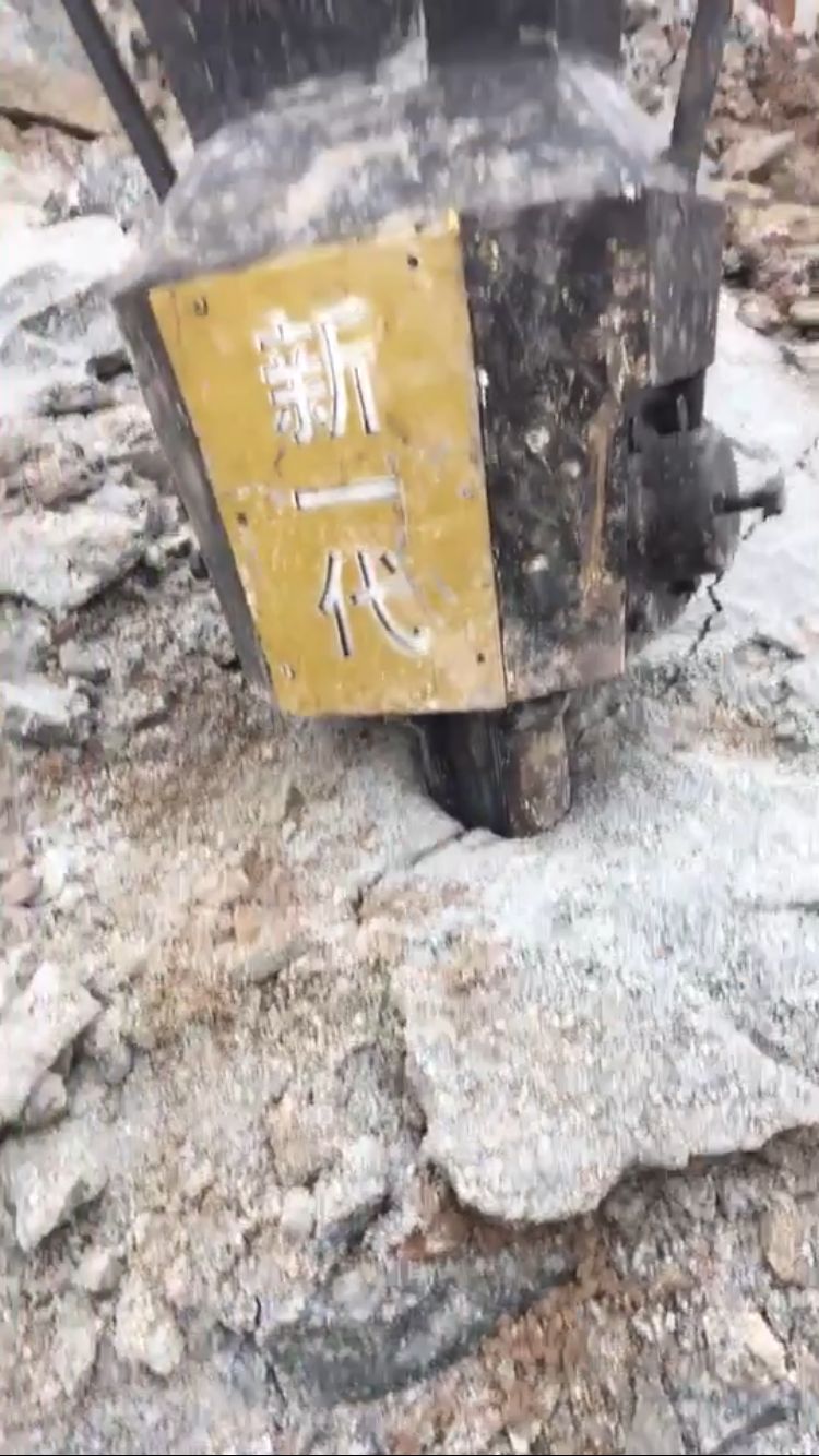 房屋挖地基矿山开采劈石棒劈石器