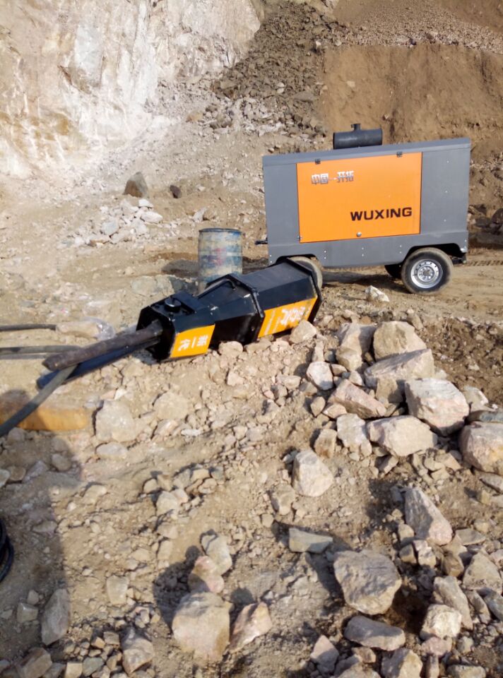 挖掘机太扰民开采坚硬石头快速分裂石头劈裂器矿山开采机械