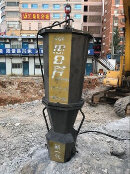 新洲区挖地基遇到头找劈石器液压劈裂帮